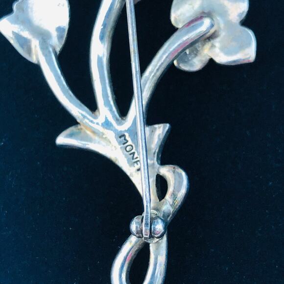 Vintage 1930s Monet Rhinestone & Faux Pearl Floral Brooch Pin - Picture 6 of 6